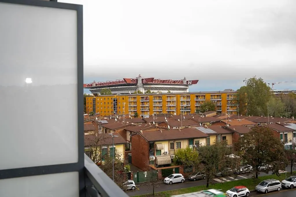 Appartamento A 500 Metri Da San Siro Milan 0*,